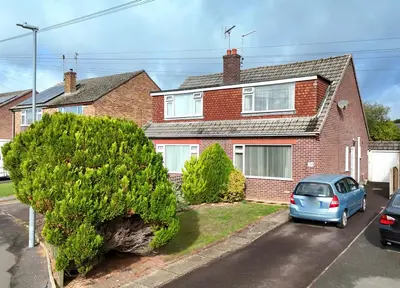 Foxcroft Drive, Colehill, BH21