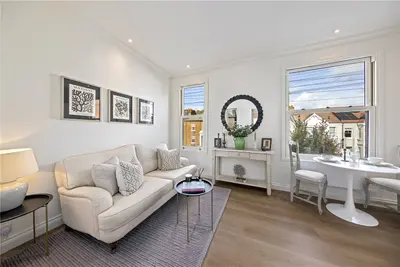 St. Leonards Road, East Sheen, SW14