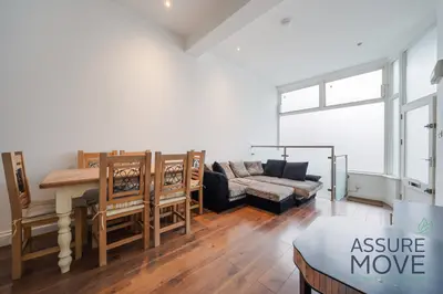 17b Corsica Street, London, London, N5 1JT