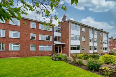 Park Court, Giffnock, G46
