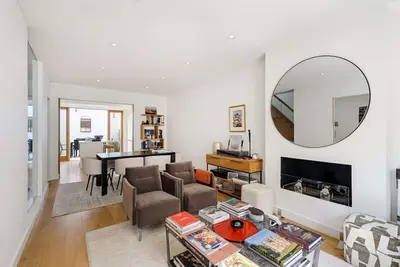 Radnor Walk, London, SW3 4BP