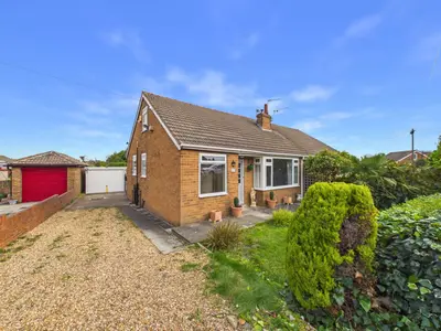 Scott Green Crescent, Gildersome, LS27