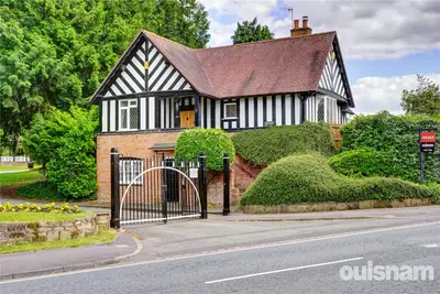 Worcester Road, Droitwich, Worcestershire, WR9 8AA