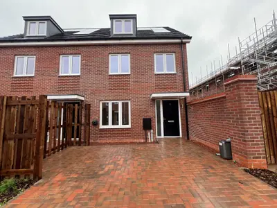 Lock Loop Way, Birmingham, B16