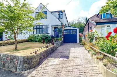 Valley Road, Kenley, CR8