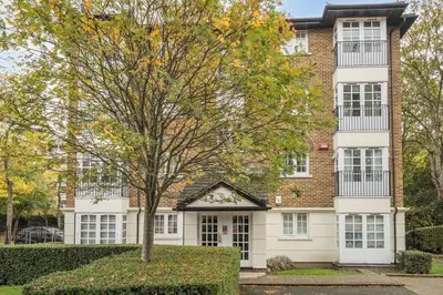 Selhurst Close, London, SW19