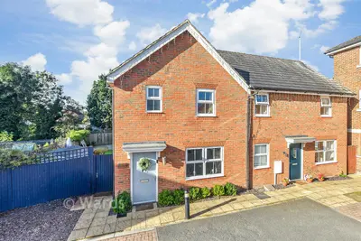 Locks Yard, Headcorn, TN27
