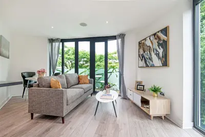 Tavistock Crescent, London, W11