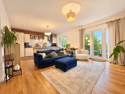 Greensand View, Woburn Sands, MK17