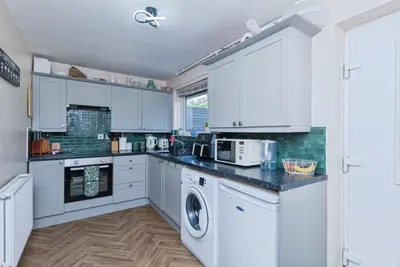 Featherstone Drive, Leicester, LE2