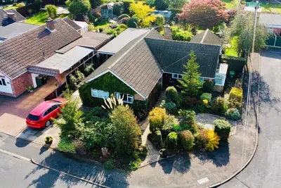 Coombe Place, Oadby, LE2