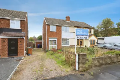 Salcombe Grove, Bilston, WV14
