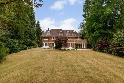 Ashwood Place, Sunningdale, Berkshire, SL5 9ND
