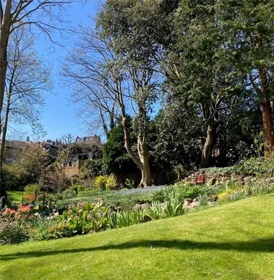 Southwood Heights, Southwood Lawn Road, London, N6
