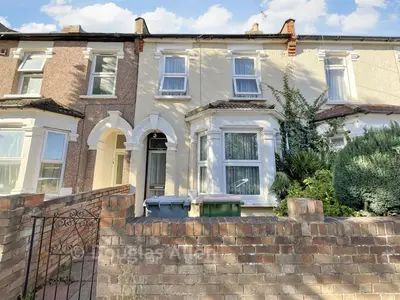 Halley Road, London, E12