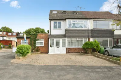 Varney Close, Waltham Cross, EN7