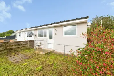 Seaview Crescent, Goodwick, SA64