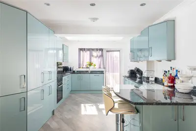 Lewis Close, Newport Pagnell, MK16