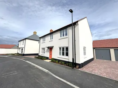 Constable Crescent, Weymouth, DT3 4GS