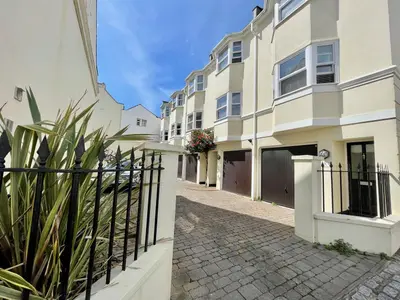 Alice Street, HOVE