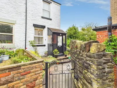 Back School Lane, Upholland, WN8