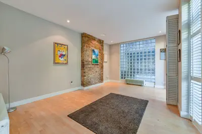 17 Fleetwood Apartments, 2 Northwold Road, London