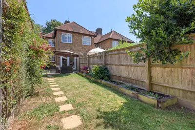 Shepherds Lane, Beaconsfield, HP9