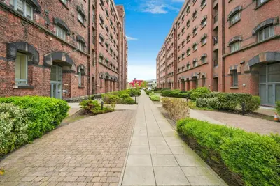 East Float Quay Birkenhead, CH41
