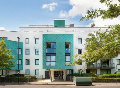 Drayton Park, Highbury, N5