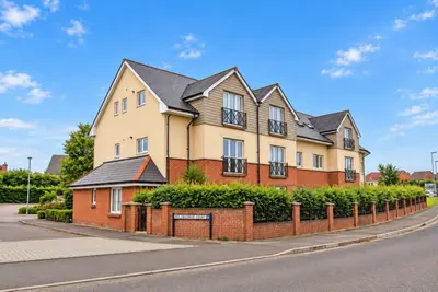 Louviers Road, DT3