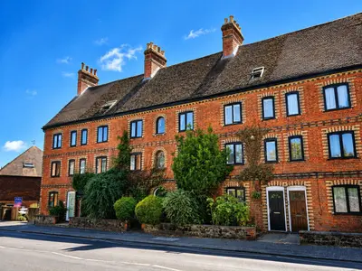Cussies Row, Midhurst, GU29