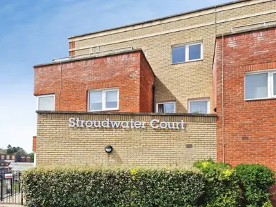 Cainscross Road, Stroud, GL5