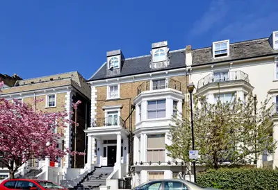Flat 10, 13 Adamson Road, London