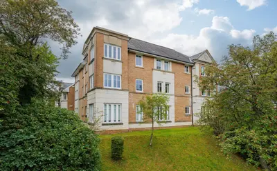 4d Pollokshields Square, Pollokshields, G41 4QT