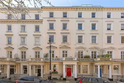 St. Georges Square, Pimlico, London, SW1V