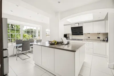 Hadley Road, Barnet, EN5