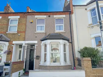Flaxton Road, Plumstead, London, SE18 2EW