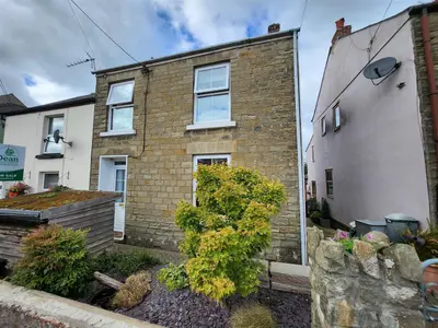 Pembroke Street, Cinderford