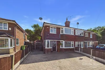 Woodville Drive, Marple, Cheshire, SK6