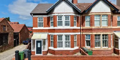 Manor Road, Hoylake, CH47
