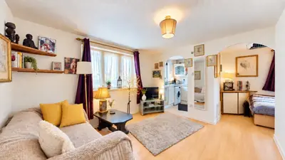 Chartwell Close, Greenford, UB6