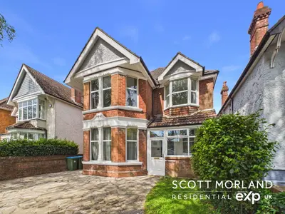 Shirley Avenue, Southampton, SO15 5NG