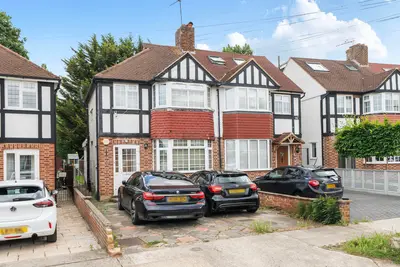 Bargate Close, New Malden KT3 6BG