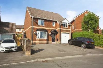Clos Myddlyn, Beddau, Pontypridd