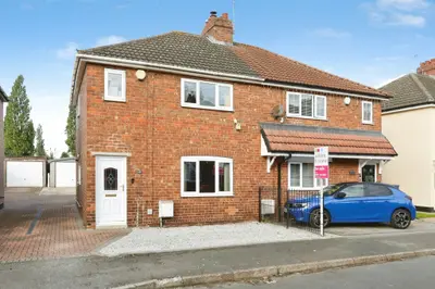 Howville Avenue, Hatfield, Doncaster