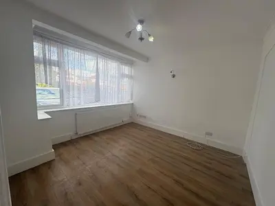 Turner Road, Edgware, HA8 6AT