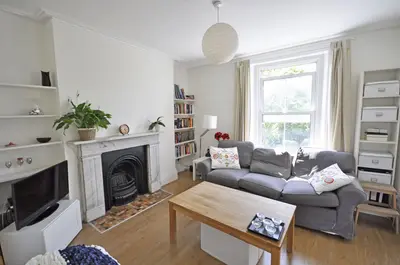 Rosemary Lane, Mortlake, SW14 7HG