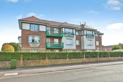 Stuart Road, Highcliffe, BH23