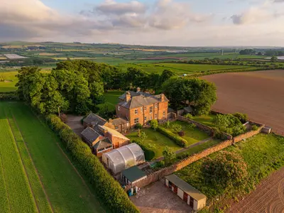 Castlemont, Aspatria, CA7