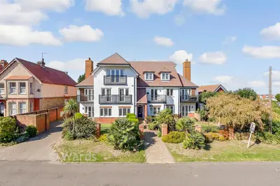 Kingsgate Avenue, Broadstairs, CT10